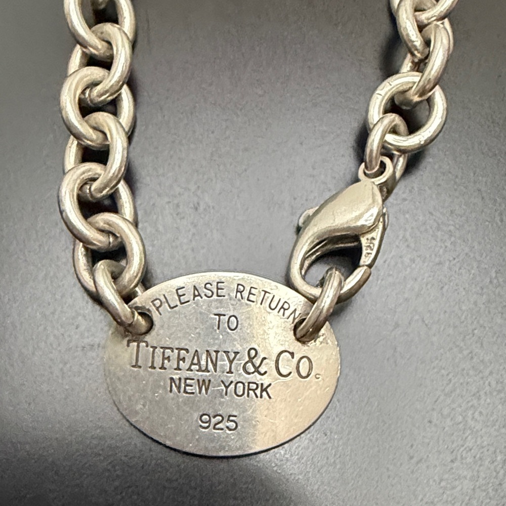 Tiffany & Co. Sterling Silver Oval Tag Necklace - Silver